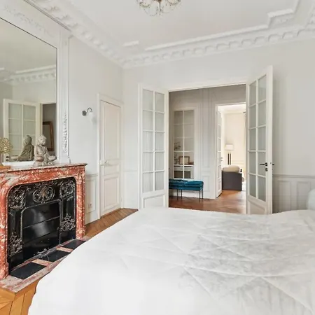Apartamento In *